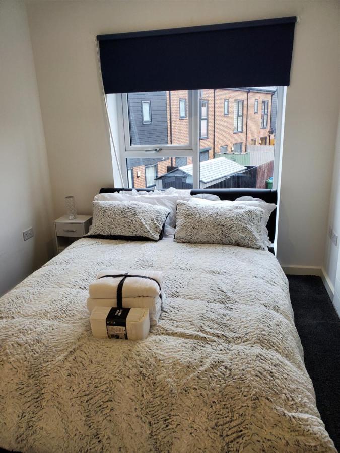Beautiful & Elegant 2 Bed Room House Manchester Esterno foto