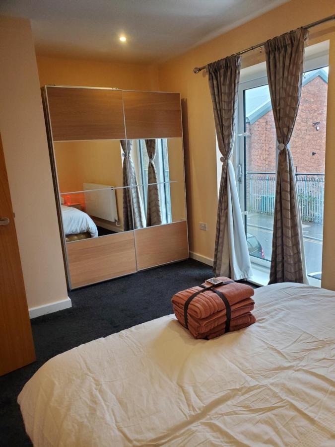 Beautiful & Elegant 2 Bed Room House Manchester Esterno foto
