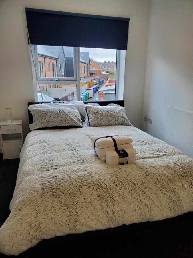 Beautiful & Elegant 2 Bed Room House Manchester Esterno foto