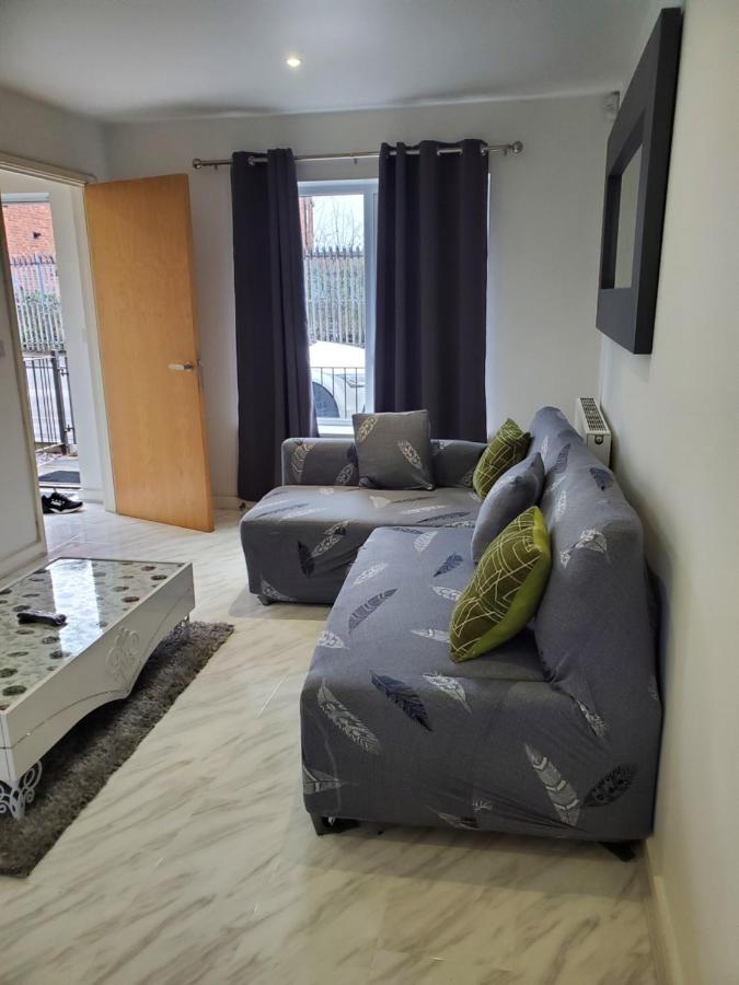 Beautiful & Elegant 2 Bed Room House Manchester Esterno foto